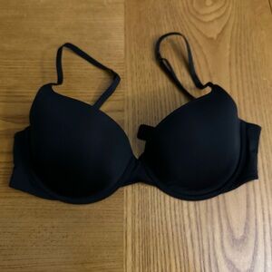VS Demi Bra VGC 34DD BLACK